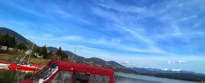 Plimbări cu barca pe Lacul Colibița